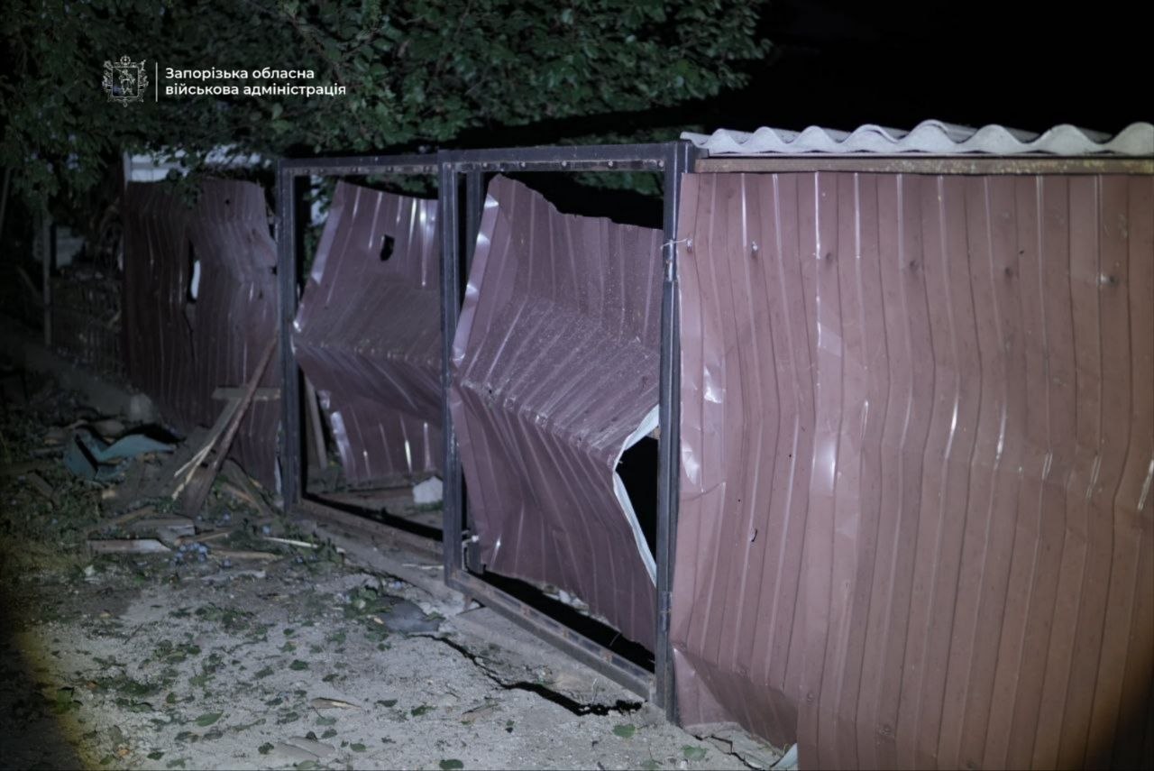 Russian drone strike destroys house in Zaporizhzhia, killing two